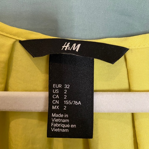 2 summer silky short sleeve dress shirts. - Picture 2 of 6